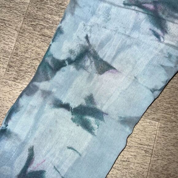 No Boundaries Tie Dyed Upcycled Cuffed Cropped Stretch Jeans Junior’s 9 - Picture 5 of 10